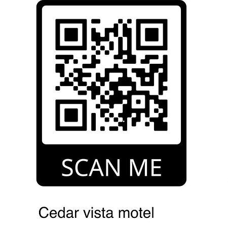 Cedar Vista Motel Тобермори Екстериор снимка