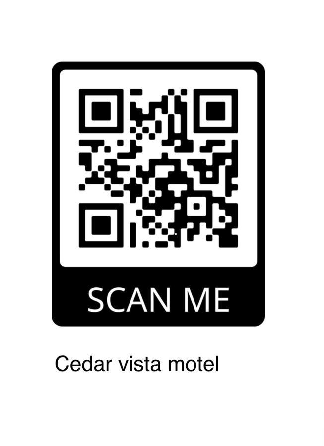 Cedar Vista Motel Тобермори Екстериор снимка